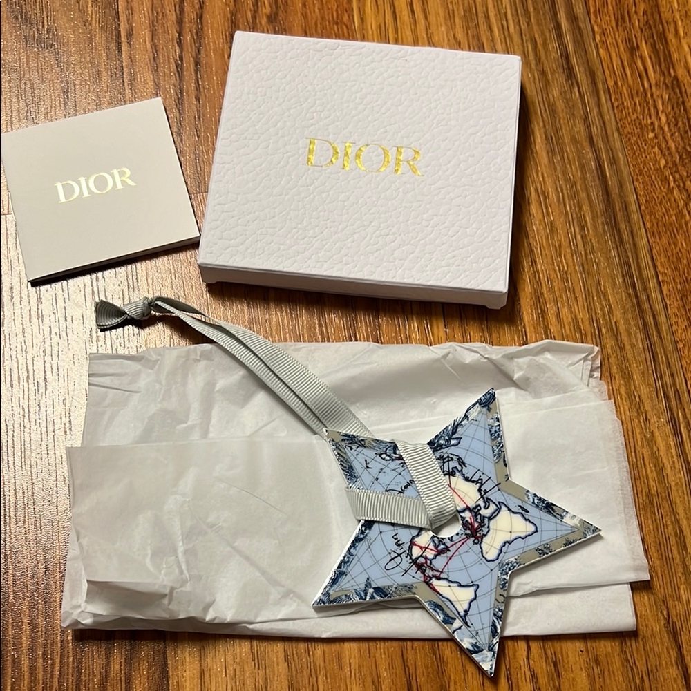 Dior Around the World ceramic star.